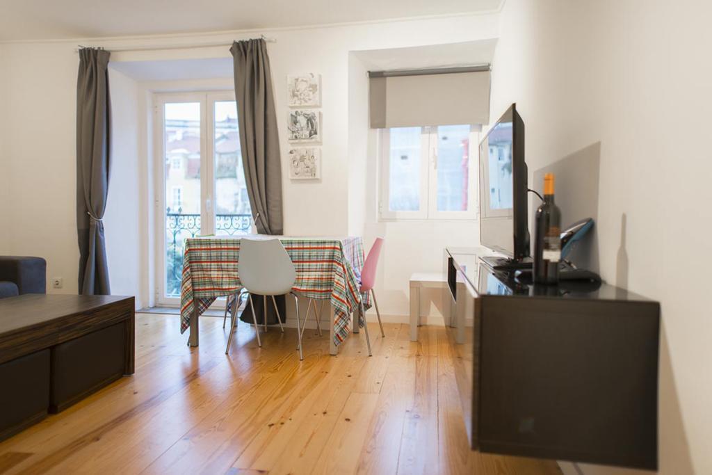 Apartamento Martires Da Patria Lisboa Eksteriør billede